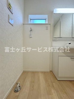 【ランドリースペース】 | 静岡市清水区船原2丁目 3期 新築一戸建て 2号棟 | 洗濯機置き場です