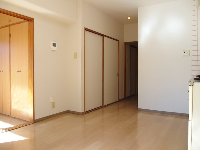 ガーデンコート大泉学園の居間・リビング