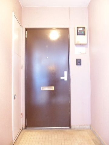 ガーデンコート大泉学園の玄関