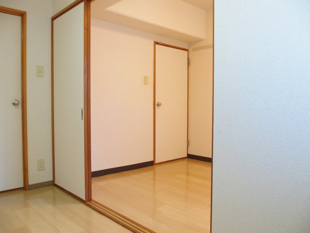 ガーデンコート大泉学園の洋室