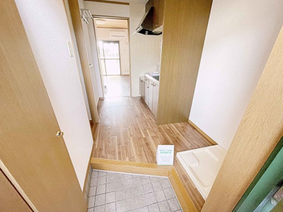 【玄関】 | ホーメスト北原T・M【名古屋市賃貸・独立洗面台】