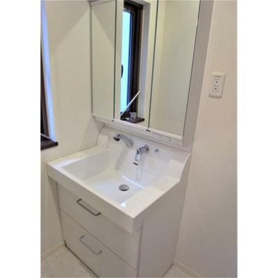 【独立洗面台】 | タウンコート | 嬉しい独立洗面台付き。