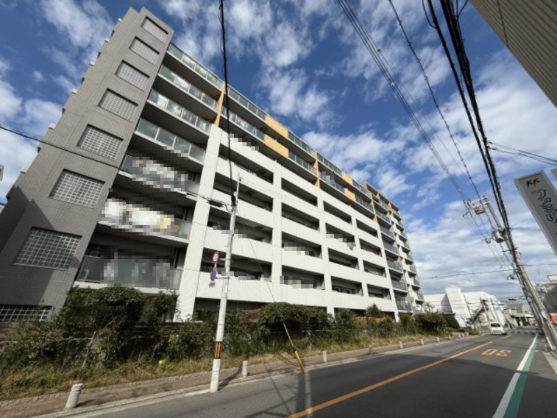 レスタージュ鳳の外観