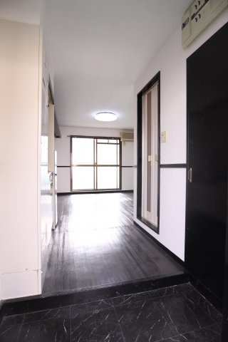 リッチライフ伊川谷の玄関