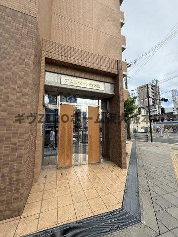 プロスペクト美章園のエントランス