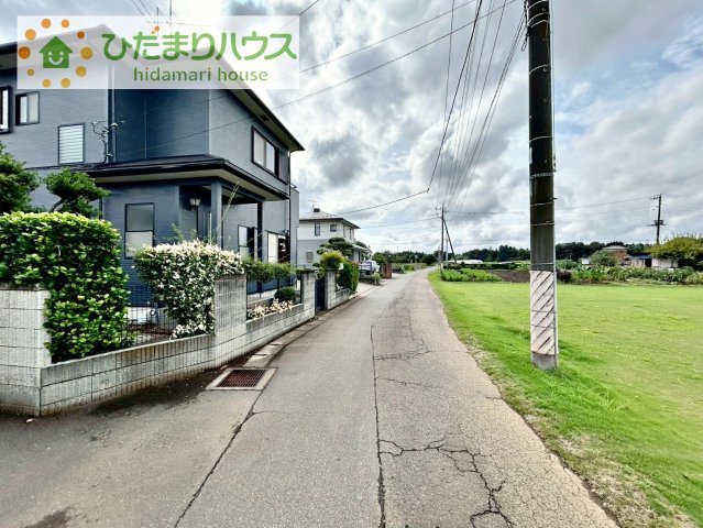 【前面道路含む現地写真】 | つくば市羽成　中古戸建 | 閑静な住宅街です♪