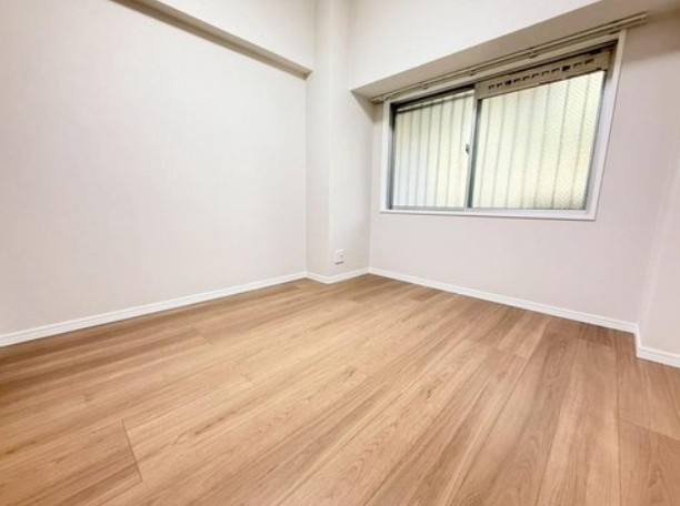 【洋室】 | 常盤台パークハイツ | 一日の疲れをいやしてくれる寝室。時を忘れて過ごす場所として過ごせるお部屋。