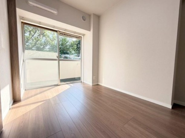 【洋室】 | 常盤台パークハイツ | 心地よい光と風があふれています。