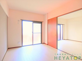 【内装】 | 洋室６帖（同仕様写真）