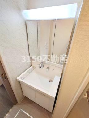 セレスティア岐南　Westの洗面所