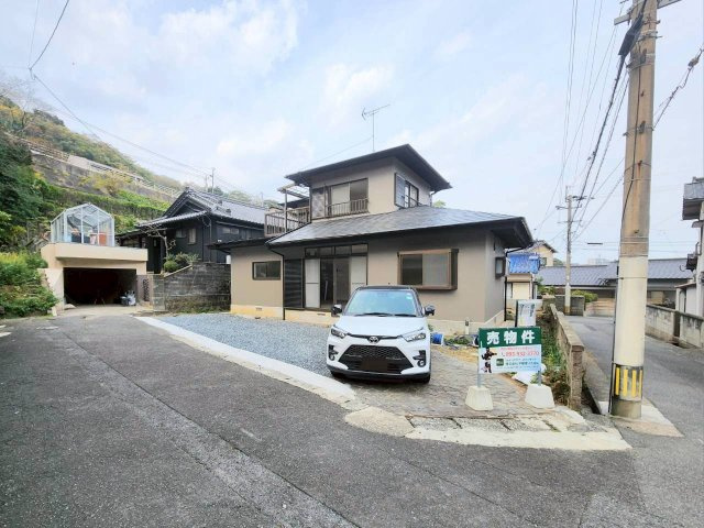 RESET HOUSE－リセットハウス－門司区城山町の外観|東南角地で日当たり・通風良好です♪