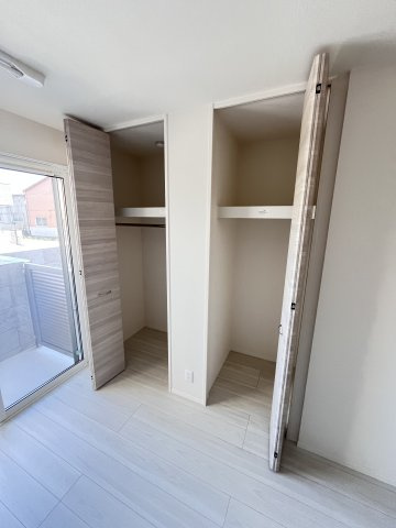 大阪市城東区永田１丁目の賃貸マンションの収納