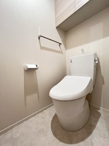 大阪市城東区永田１丁目の賃貸マンションのトイレ
