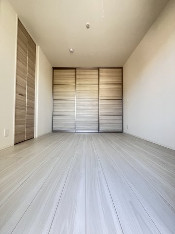 大阪市城東区永田１丁目の賃貸マンションの寝室