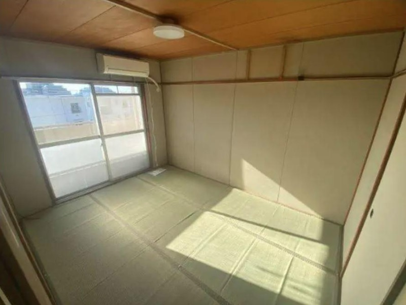 上高丸厚生年金住宅1号棟の和室