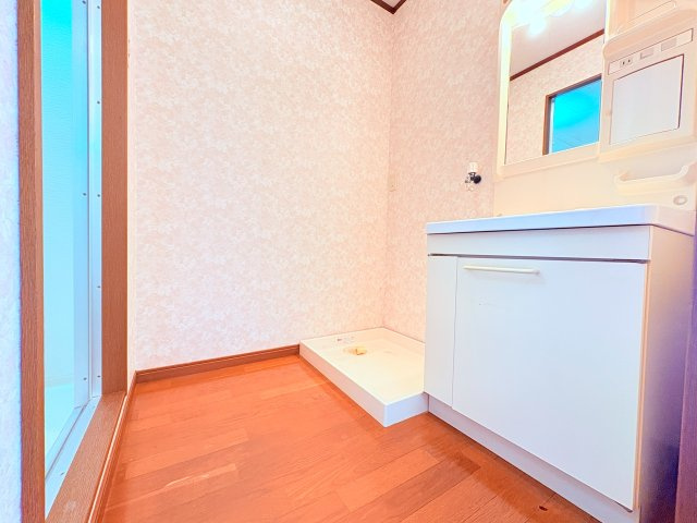 投資物件「サンヒルズ東蒲池」の洗面所