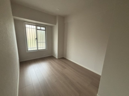 ディオフェルティ丹波橋左芳館の洋室