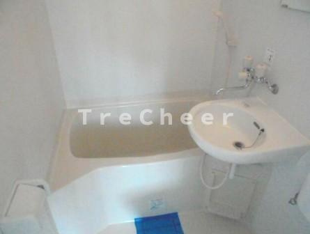 セントメアリー志村坂上の浴室