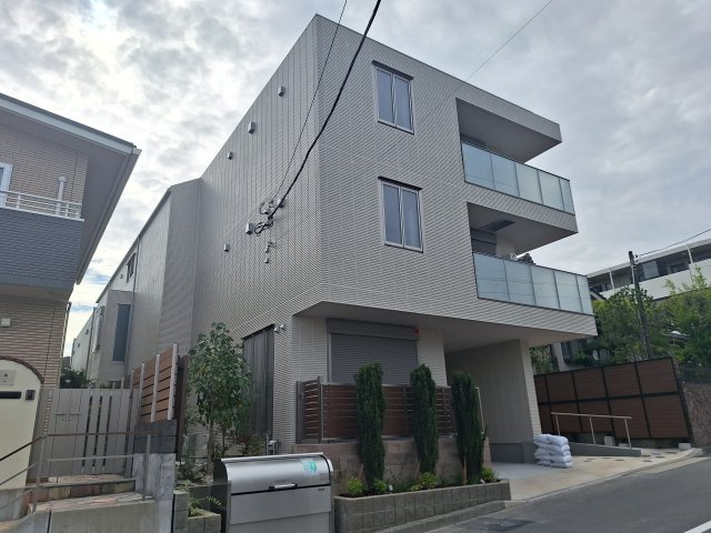 （シニア限定）ヴィレッジ横浜丸山台の外観