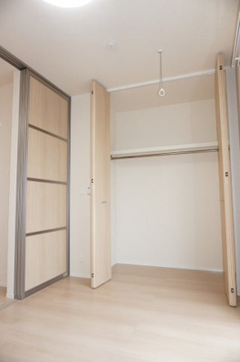 【寝室】 | グラディーヴォレ | グラディーヴォレ　洋室