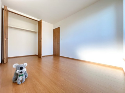 【洋室】 | 前橋市山王町　新築住宅 | 「どんな家具を置こうかな」とワクワクする。好みのこだわりのお部屋にしてじぶんだけの部屋でゆったりと寛げます。