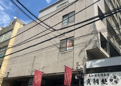 【構造・工法・仕様】 | グランデハイツ八王子 | ＳＲＣ造は強度や耐震性の面でもRC造と比べて優れています。そのため、10階建以上の高層または超高層マンションなどの建築にも多く採用されています。柱や梁などのサイズが小さくても高い耐震性を確保できます。