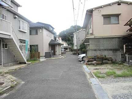 中山東1丁目の前面道路含む現地写真