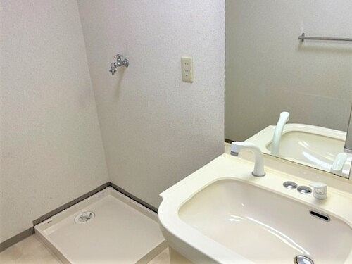 ライオンズマンション徳島南佐古の設備|室内洗濯機置場