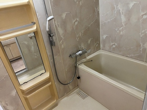 ライオンズマンション徳島南佐古の浴室|バス