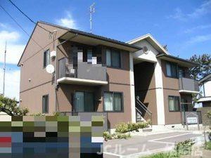 柏崎市松波３丁目のアパートの外観