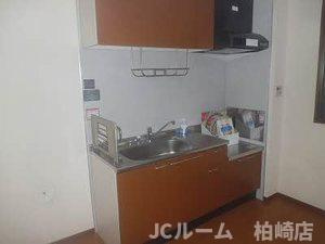柏崎市松波３丁目のアパートのキッチン