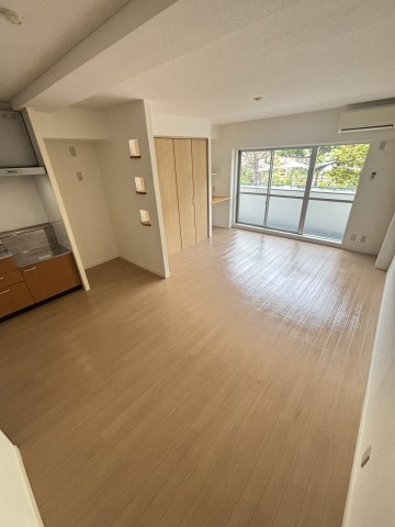 マーキスリーの居間・リビング