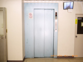 【その他共用部分】 | もちろん、エレベータ有ります。