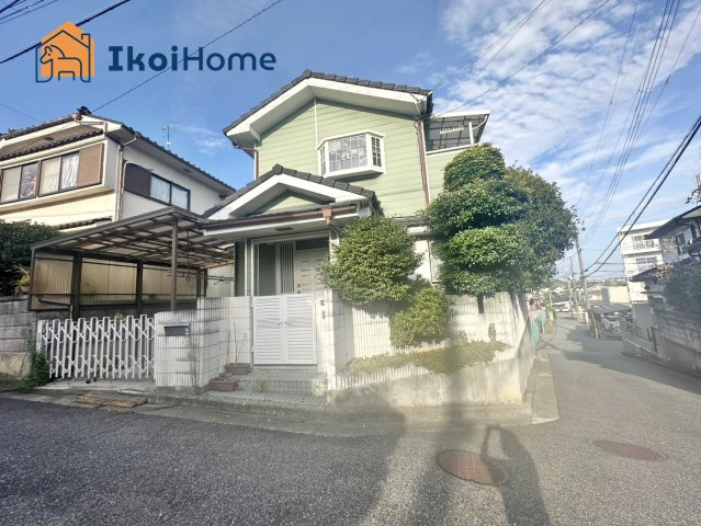 明石市大久保町大窪　土地の外観|現在は古家がございます！角地陽当りも良く敷地は約36坪ございます！建築条件はございません！