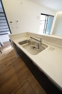 【外観】 | 【仲介手数料無料！！】府中市若松町3丁目　新築戸建て（全4棟）2号棟　5790万円 | 令和7年7月4日撮影　更地