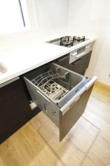 【外観】 | 【仲介手数料無料！！】府中市若松町3丁目　新築戸建て（全4棟）2号棟　5790万円 | 令和7年7月4日撮影　更地