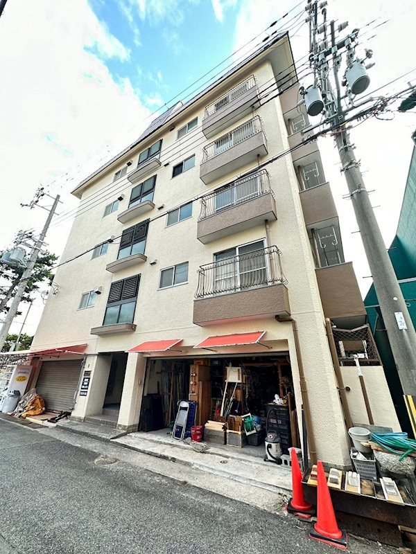 エルパラッツォ記田の外観