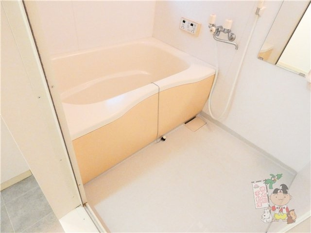 グレースメゾン湊　Ｆの浴室