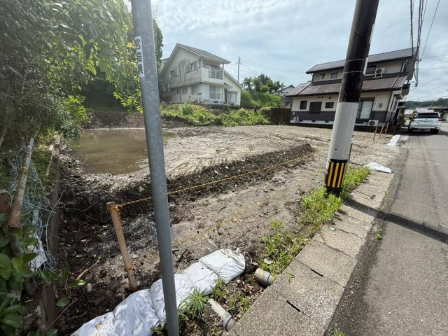 佐土原町東上那珂の前面道路含む現地写真