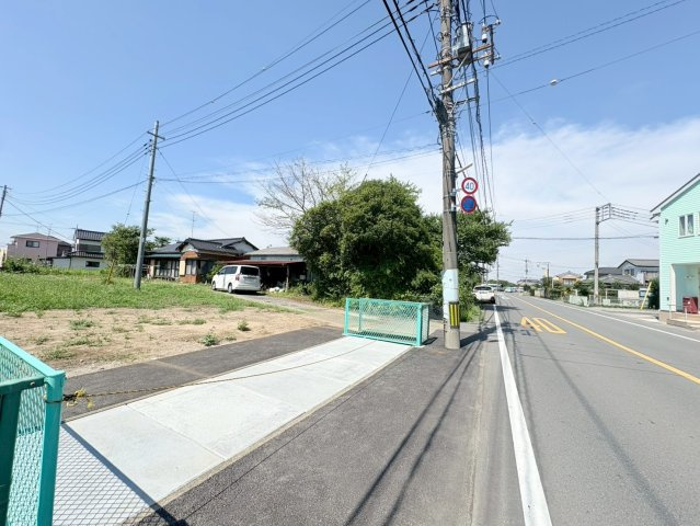 川越市古谷上　建築条件なし売地　JR川越線『南古谷駅』徒歩19分　【古谷小学区】の前面道路含む現地写真