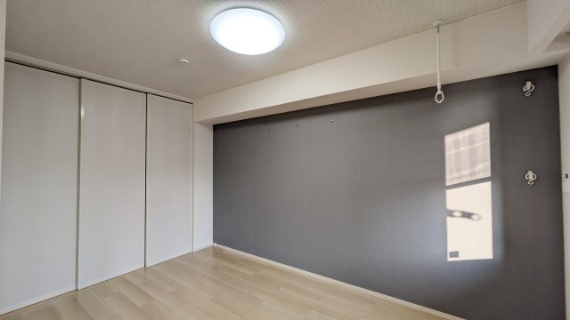 【寝室】