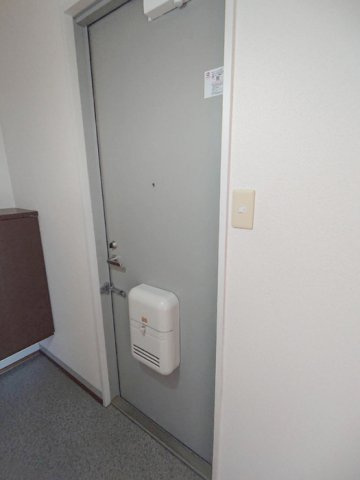 泉大津市豊中町１丁目のハイツの玄関|落ち着いた玄関です