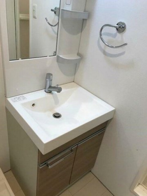 【独立洗面台】 | リーガランド方南町 | 嬉しい独立洗面台付き。