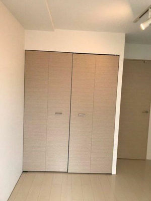 【寝室】 | リーガランド方南町 | きれいなフローリング。