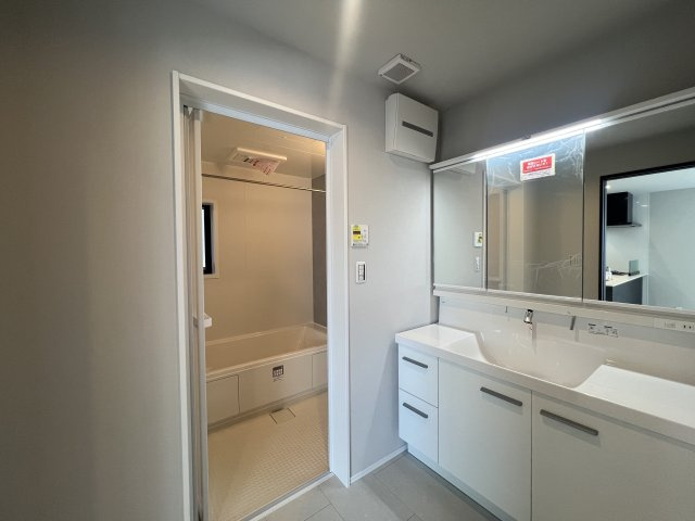 玄関広いと気持ち良さが違います！それ、ホント？ウソ？【港北区篠原町】新築戸建の独立洗面台|独立洗面化粧台付き