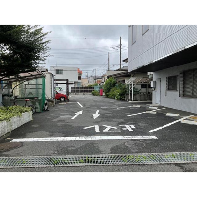 【駐車場】 | 北原ビル | 車をお持ちの方に嬉しい駐車場付きの物件です