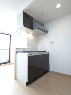 【キッチン】 | リブリ・パリュール | コンパクトなキッチンで掃除もラクラク