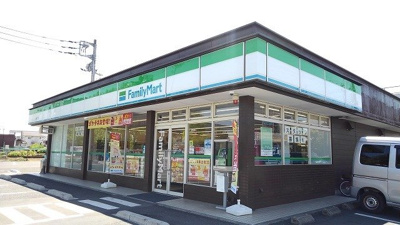 【周辺】 | シャトー・グリーンⅢ | ファミリーマート加須久下店まで1000m