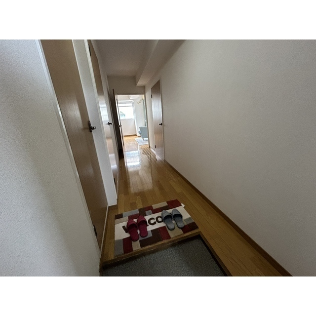 菊水マンションの玄関