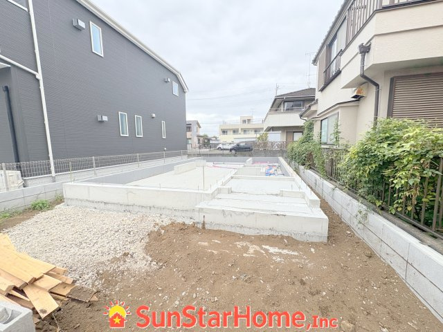 【サンスターホーム】箱根ヶ崎東松原　3号棟の外観